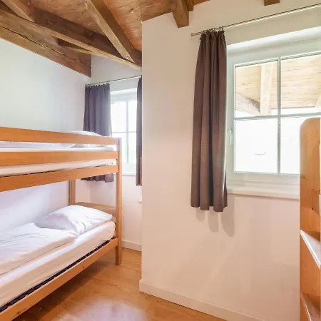 Luxurious Holiday Home With Sauna In Niedernsill Salzburgerland Hébergement de vacances