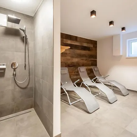 Luxurious Holiday Home With Sauna In Niedernsill Salzburgerland